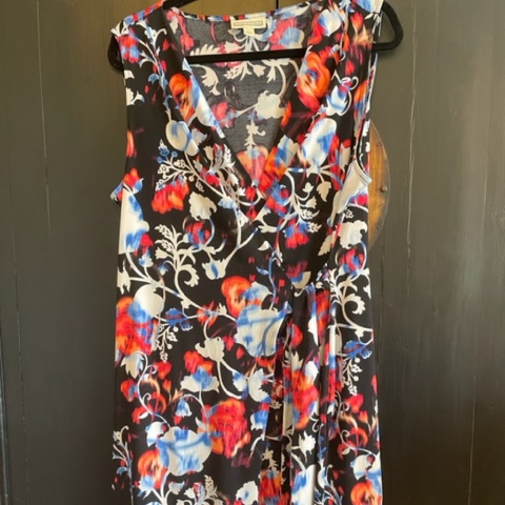 Dana Buchman  XL V-Neck Faux Wrap Black Floral